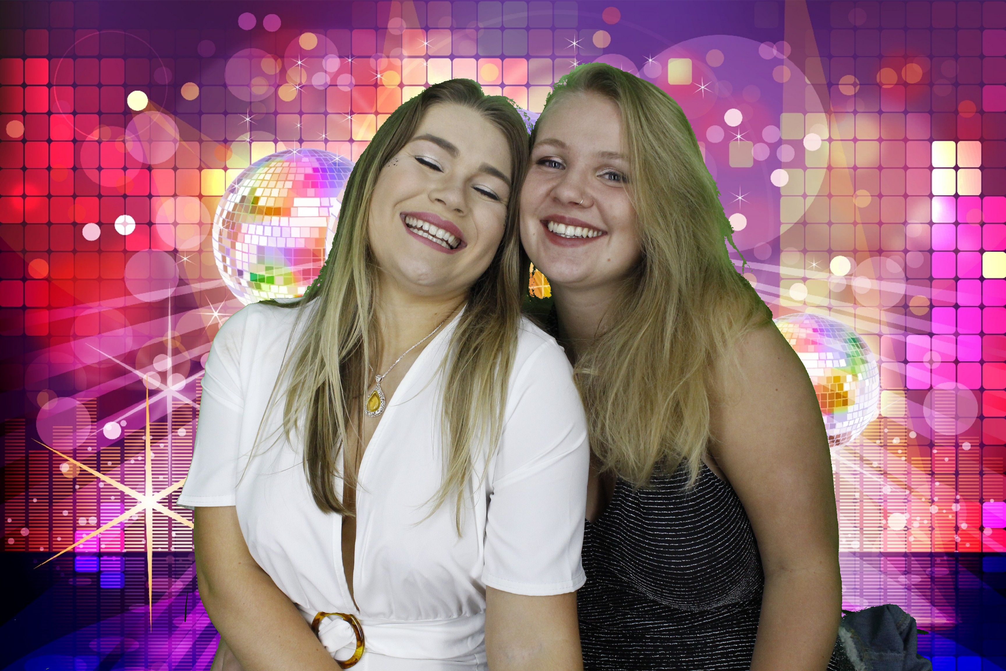 Debbies 21st birthday party | View more photos from the event at gallery.myphotoboothexperience.co.uk/u/MyPhotoBoothExperienceLtd/Debbies-21st-birthday-party